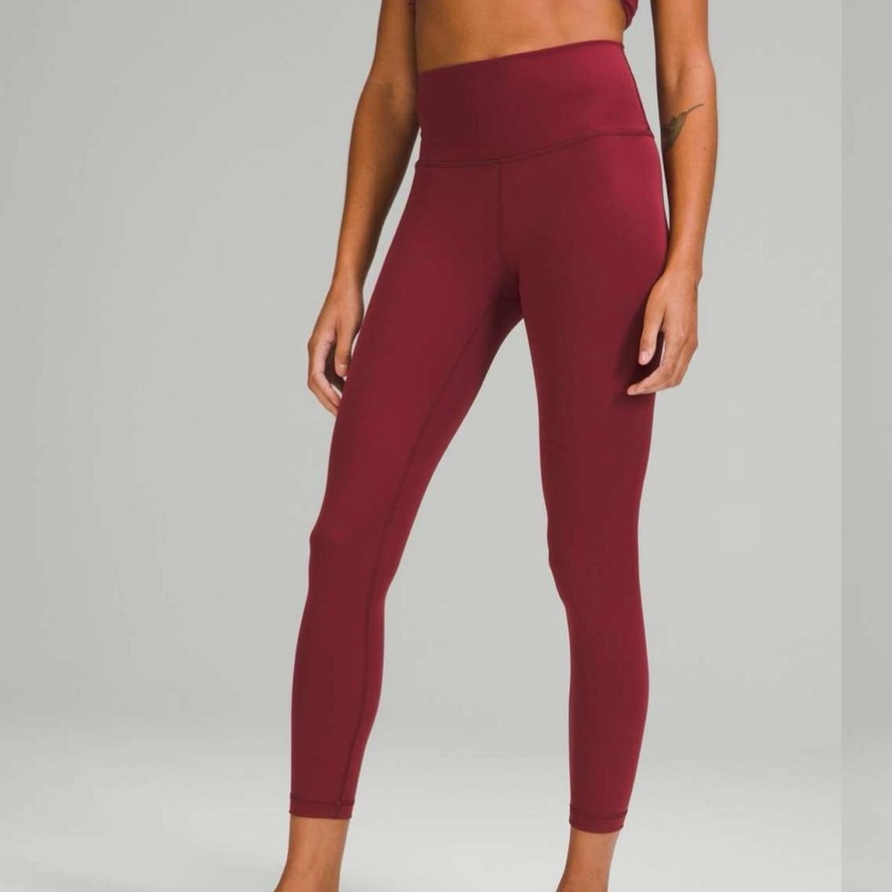 Lululemon Athletica Wunder Under Luxtreme in Mulled Wine